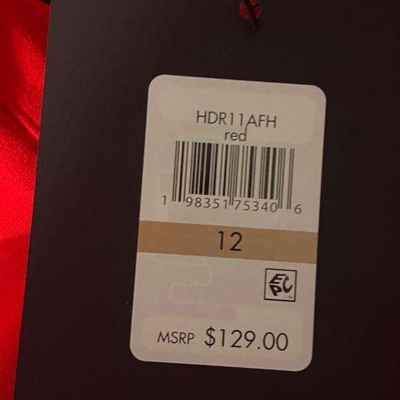 NWT Halston Red Long-Sleeve Scuba Crepe Belted Shirt Dress Sz 12 - Picture 9 of 9